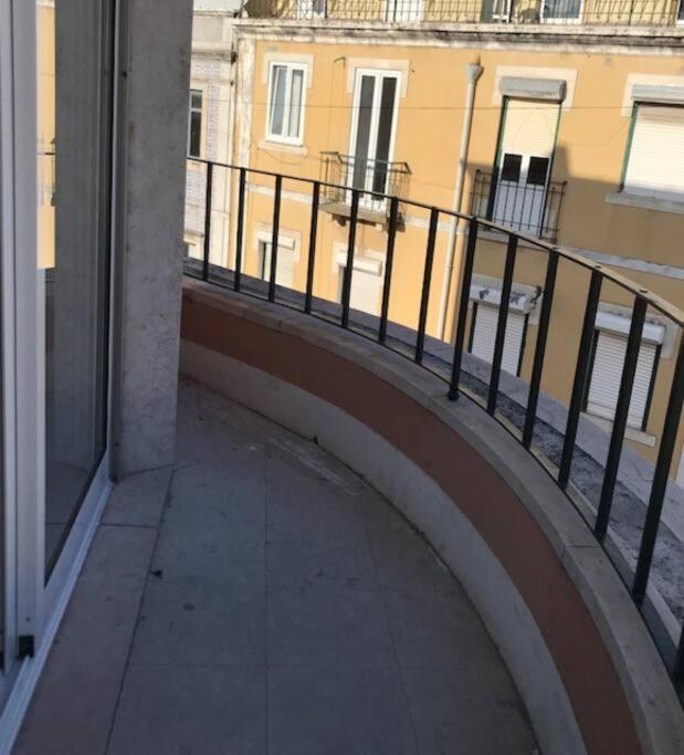 Cosy 2 Bedrooms Apartment In Arroios - Ssl 3A Lisboa Exterior foto